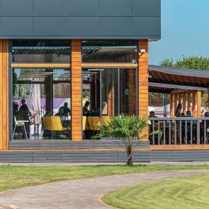 Hotel Rinn Rise Resort