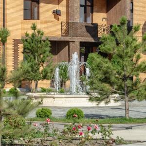 Hotel Rinn Rise Resort