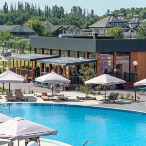 Hotel Rinn Rise Resort