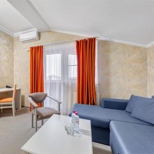 Hotel Rinn Rise Resort