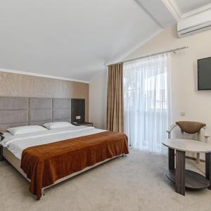 Hotel Rinn Rise Resort