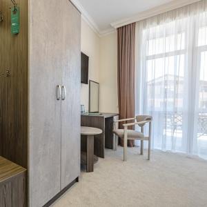 Hotel Rinn Rise Resort