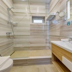 Hotel Rinn Rise Resort