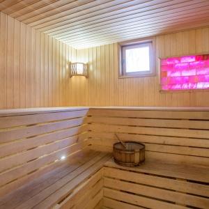 Ostrov Park-Hotel The Fishing Manor (f. Park-Hotel Ostrov)