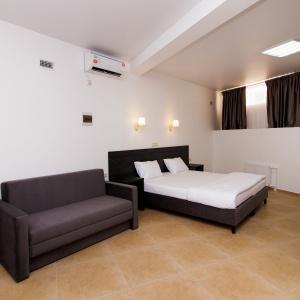 Accomodation facility Lyudi Apartments