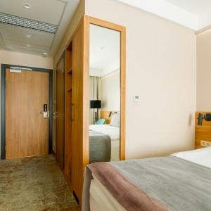 Hotel Dobrograd building Grand