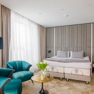 Hotel Dobrograd building Grand