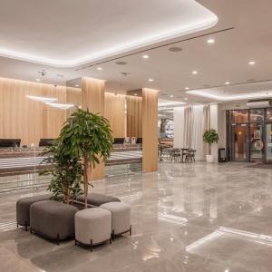 Hotel Dobrograd building Grand