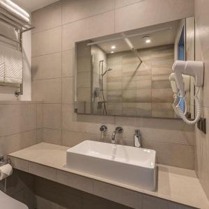 Cosmos Smart Segezha Hotel