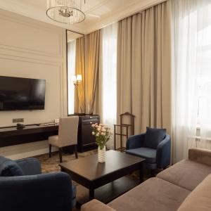 Hotel Pestrikov