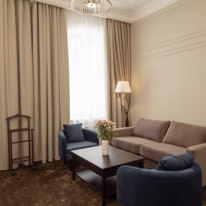 Hotel Pestrikov