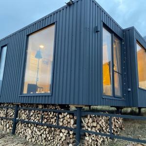 Accomodation facility Shepot Trav