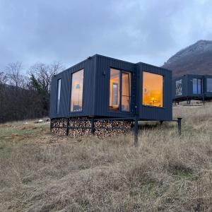 Accomodation facility Shepot Trav