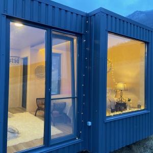 Accomodation facility Shepot Trav
