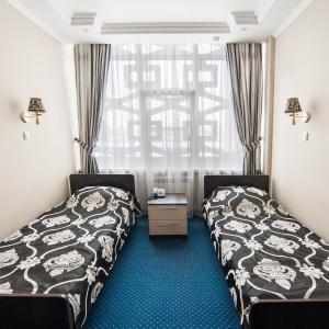 Express Hotel and Hostel
