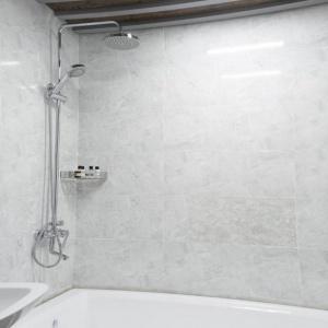 Hotel Mir Luxe Plaza