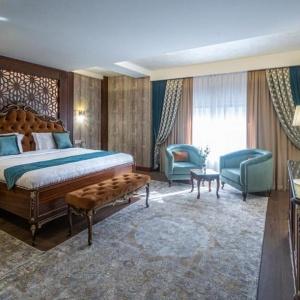 Hotel Manor