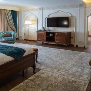 Hotel Manor