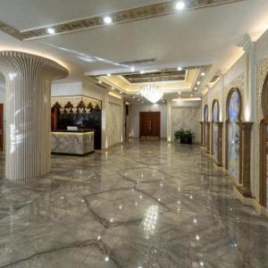 Hotel Manor