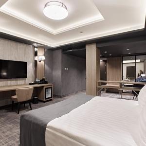 Megapolis Grand Hotel