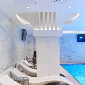 Megapolis Grand Hotel