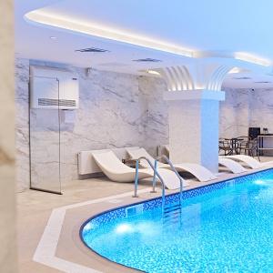 Megapolis Grand Hotel