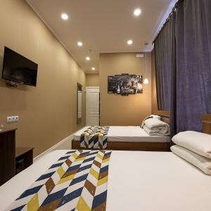 Double L Hotel