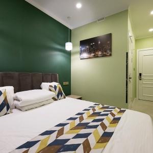 Double L Hotel