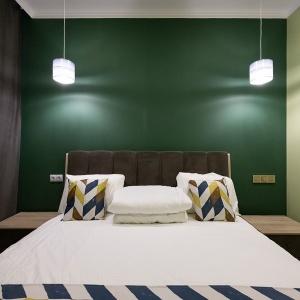 Double L Hotel