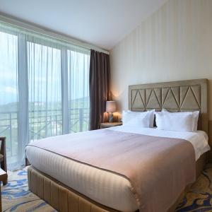 Hotel Aurora Resort