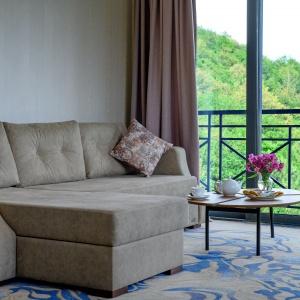 Hotel Aurora Resort