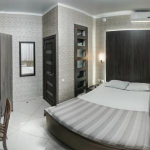 Hotel Zvezda
