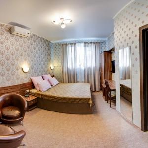 Hotel Zvezda