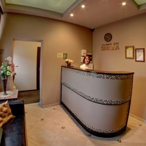 Hotel Zvezda