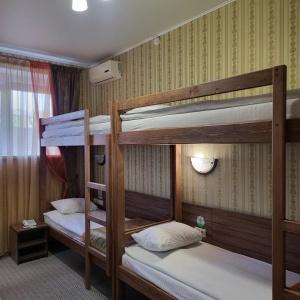 Hotel Zvezda