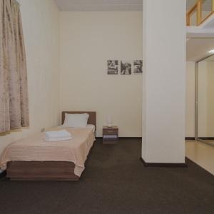 D-Hotel