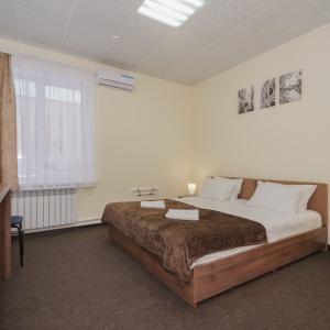 D-Hotel