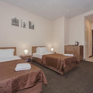 D-Hotel
