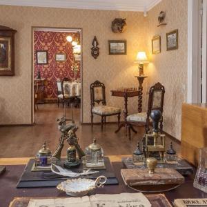 Hotel Dom Kupchikhi Telushkinoy