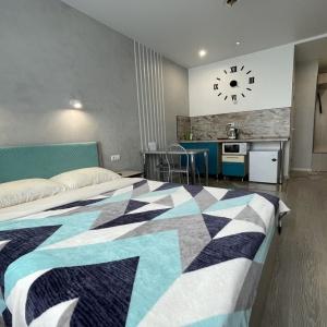 Accomodation facility Apartments on Vlasikhinskaya 65 A