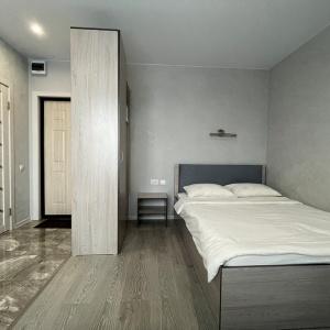Accomodation facility Apartments on Vlasikhinskaya 65 A