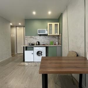 Accomodation facility Apartments on Vlasikhinskaya 65 A