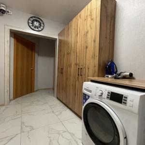 Accomodation facility Apartments on Vlasikhinskaya 65 A