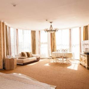 Hotel Golden Palace