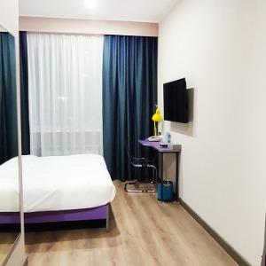 City Hotel