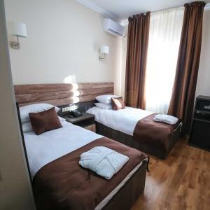 Hotel Infinity Plaza Block 2