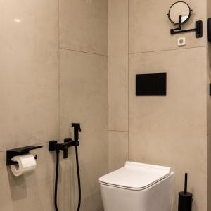 Hotel Izzzi Up 4 Community L&C