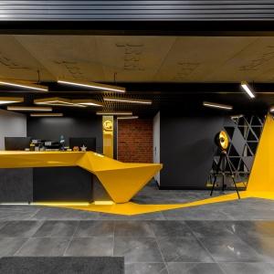 Hotel Izzzi Up 4 Community L&C
