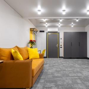 Hotel Izzzi Up 4 Community L&C
