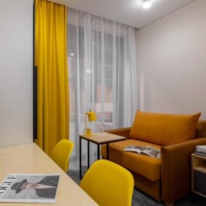 Hotel Izzzi Up 4 Community L&C